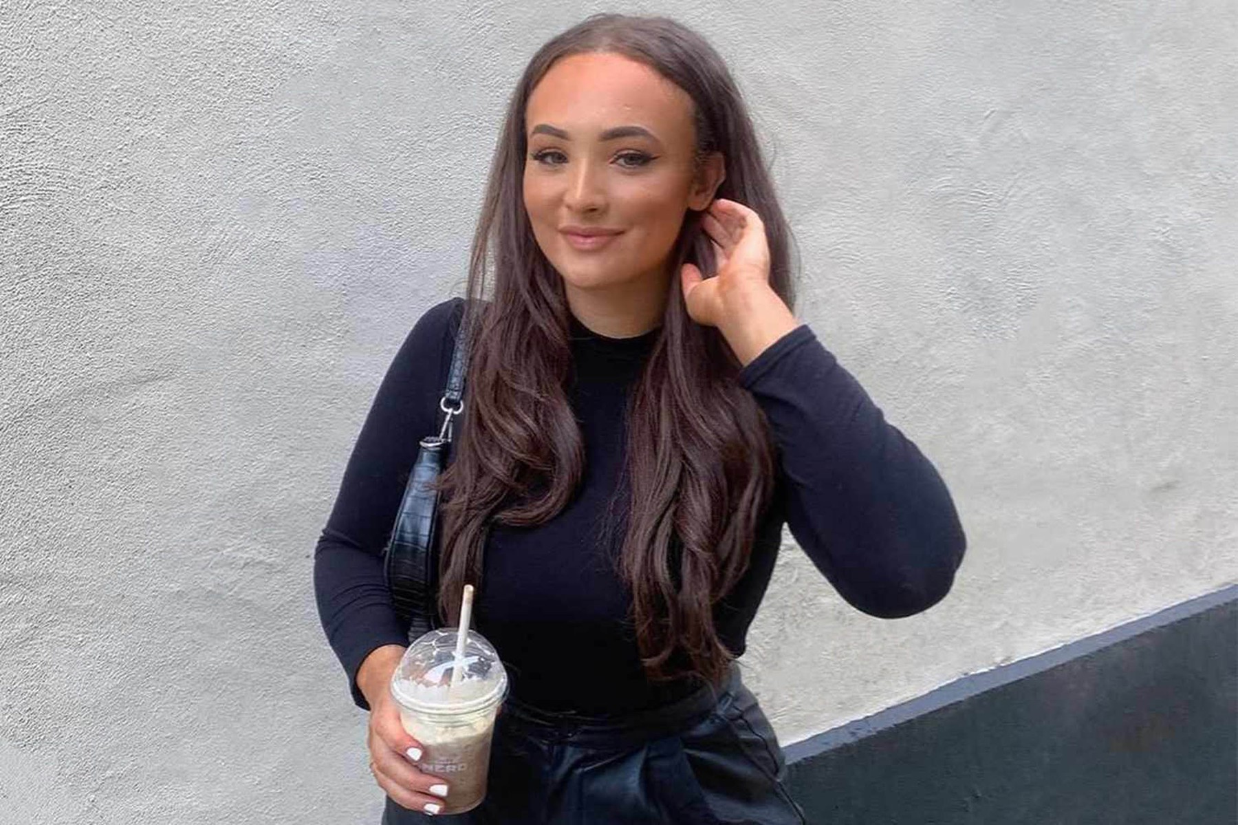 Ebony McIntosh mala na Instagrame 10 000 sledovateľov a pravidelne uverejňovala príspevky o móde a svojich cestách po svete.