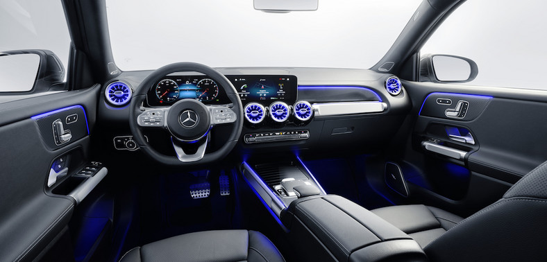 Mercedes GLB – kompaktowy SUV dla 7 osób