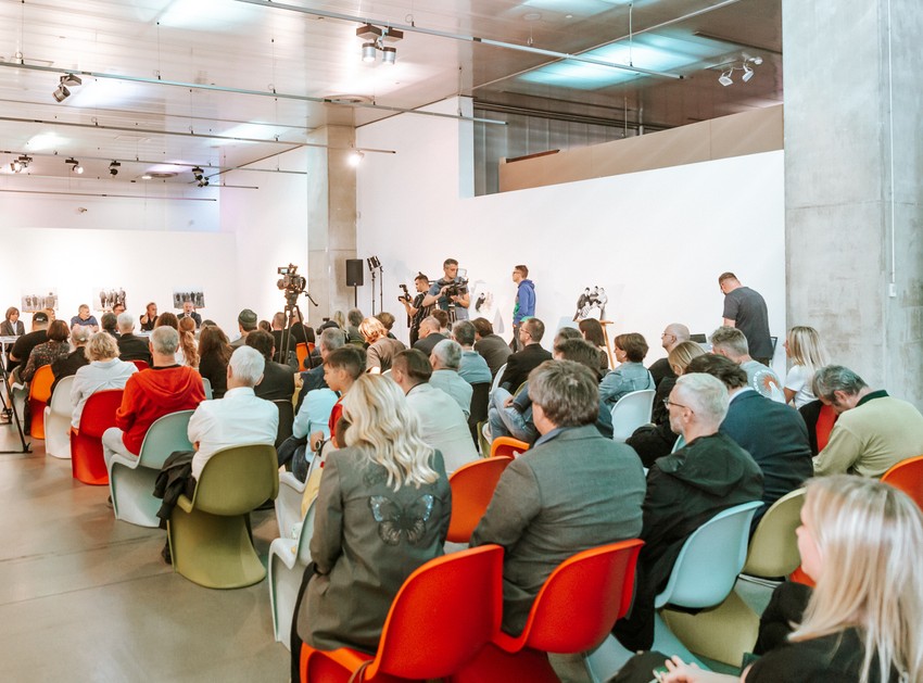 Promocija albuma Odbrana i poslednji dani u Muzeju savremene umetnosti u Zagrebu