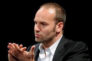 Mark Shuttleworth próbuje przełamać monopol wielkich koncernów na oprogramowanie