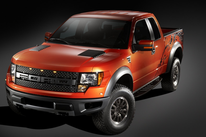 Ford F-150 SVT Raptor dla szybkiego farmera