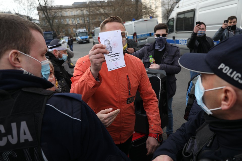 Protest przedsiębiorców w Warszawie w dniu 11 rocznicy katastrofy smoleńskiej