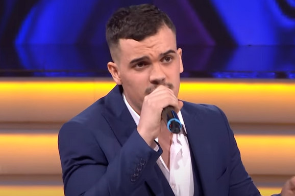 Nakon HAOSA u "Zvezdama Granda" oglasio se pevač (17): U emisiji odgovorio Popoviću, a sad poručuje: "Neće mi uzeti za zlo"