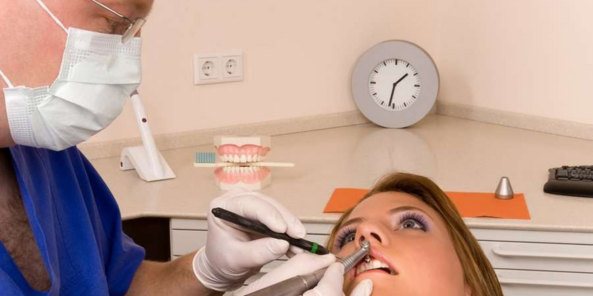 Dentysta - kobiecy postrach