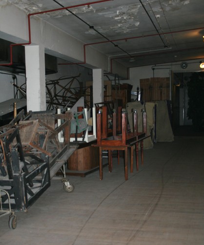 Korytarze pełene rekwizytów