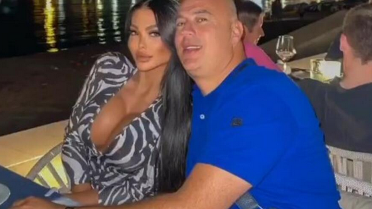 Raskinuli Maja Marinković i Predrag Peca Raspopović - Blic