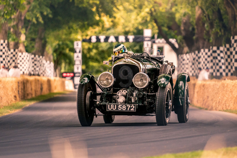 Bentley wskrzesza legendę z lat 20-tych – wyścigowego Bowl'era