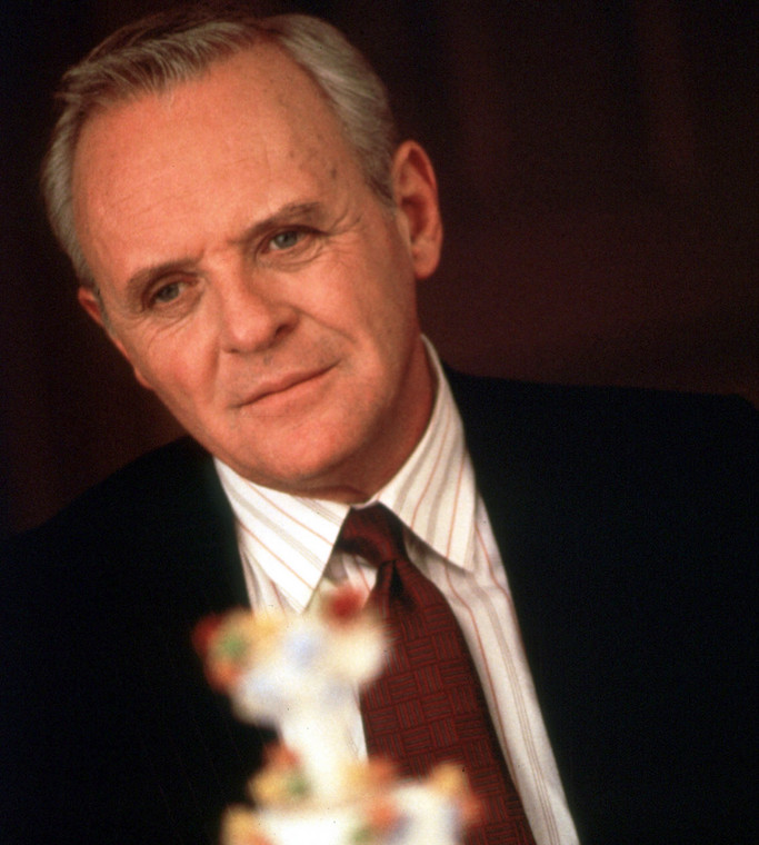 Anthony Hopkins jako William Parrish w filmie  "Joe Black"