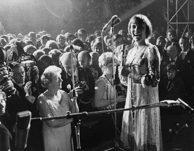 Mireille Mathieu od pół wieku na scenie