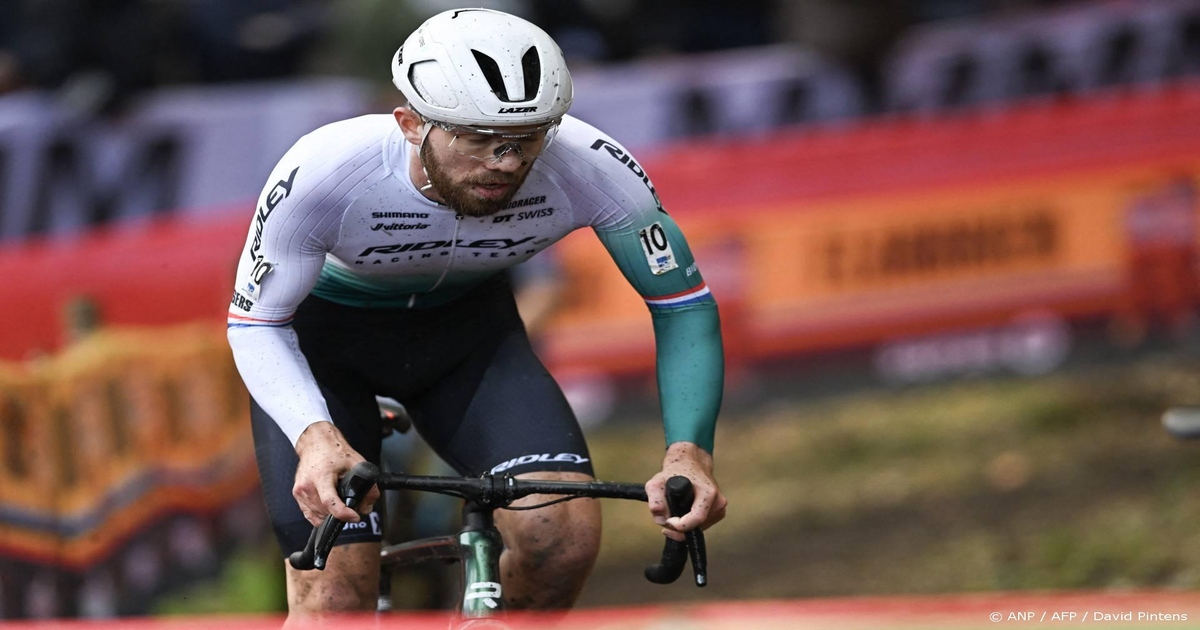 Nieuwenhuis-wint-solo-de-Aardbeiencross-al-zijn-derde-zege