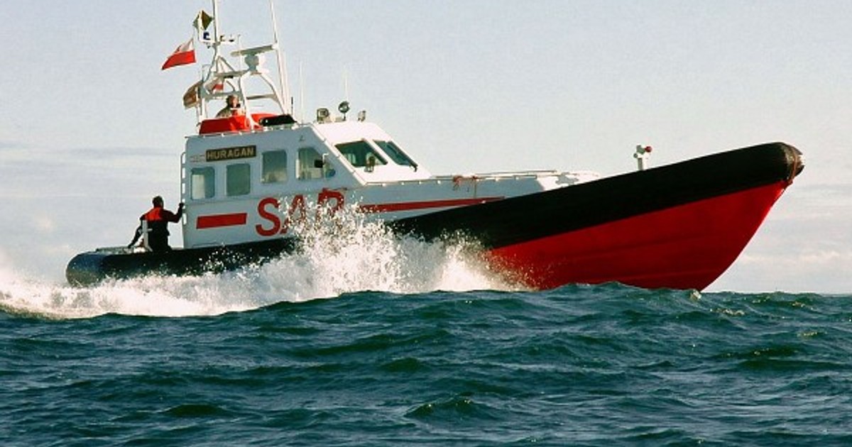 Wiatr wywrócił łódź na Zatoce Gdańskiej! Ratownicy w akcji