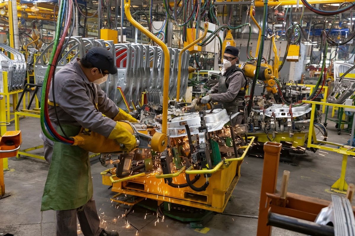 Ważne dane z polskiej gospodarki. Jak radzi sobie przemysł i budowlanka?