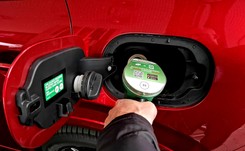 Cięcia grupy OPEC+. 'Trzeba liczyć się z kolejną falą podwyżek cen paliw'