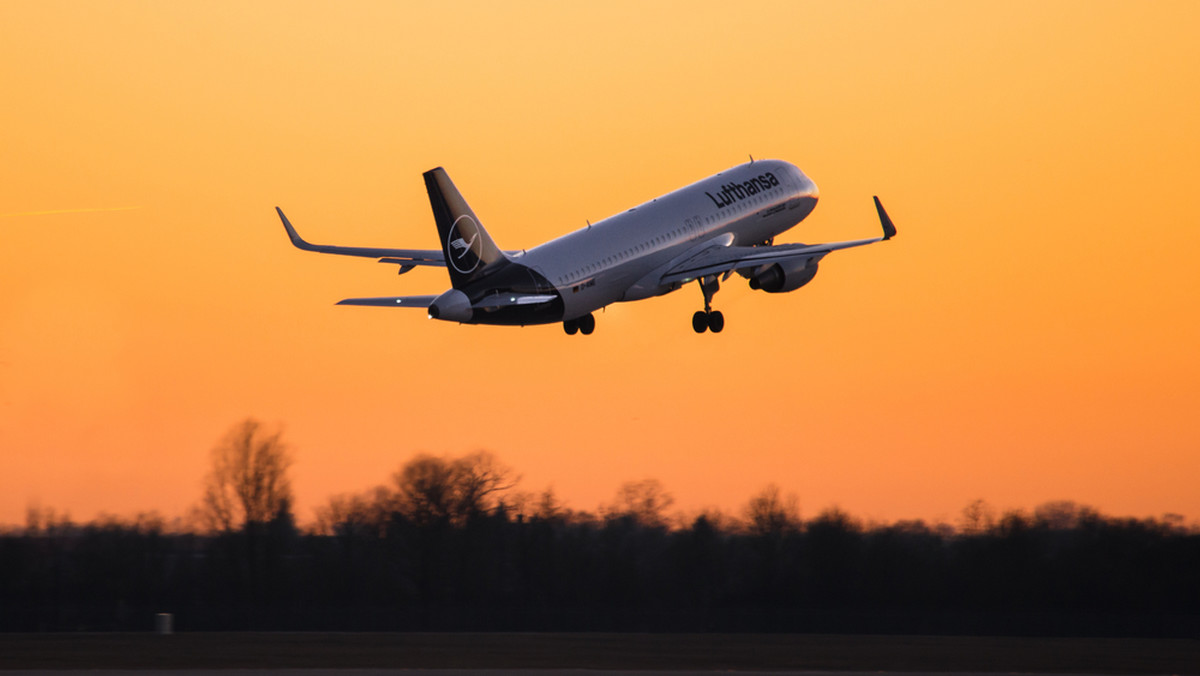 Lufthansa odwołuje 34 tys. lotów. Aż 70 proc. cięć z Polski.