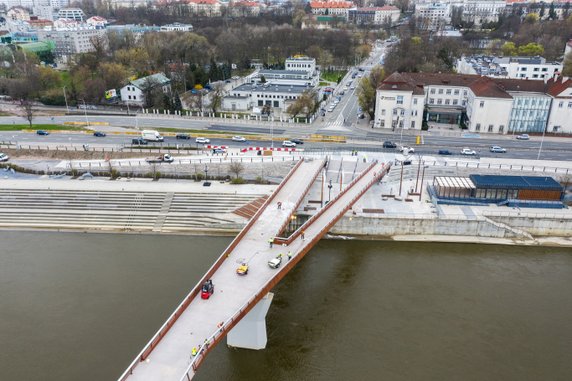 Nowa kładka pieszo-rowerowa w Warszawie