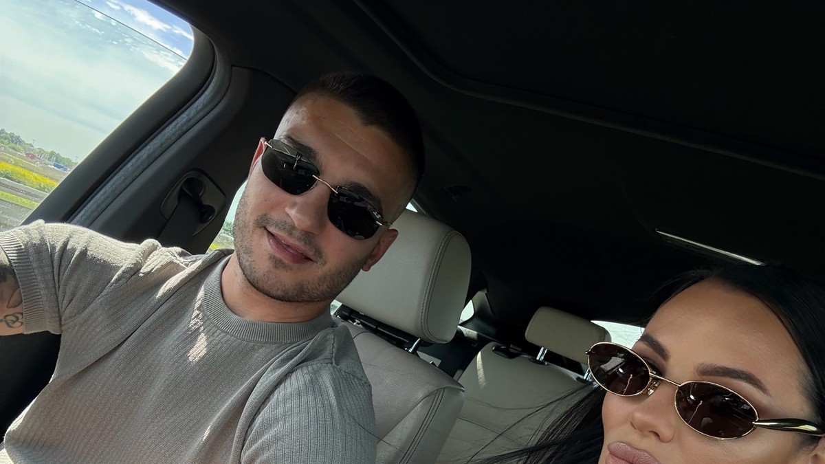 (FOTO) "SREĆAN ROĐENDAN, LJUBAVI" Sve je spremno za veliko slavlje u Surčinu, oglasila se Bojana Šijan: Niko ne veruje kad čuje koliko Mirko puni godina