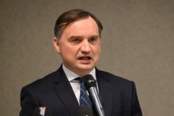 Zbigniew Ziobro dostał azyl na Węgrzech. Prawnik przytacza słynny wpis Donalda Tuska