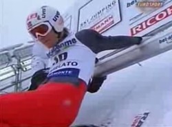 Chwile grozy norweskiego skoczka