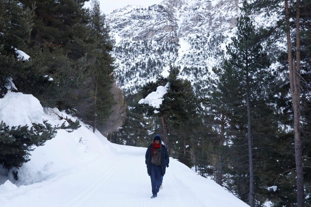 The Wider Image: Migrants risk death crossing Alps to reach France