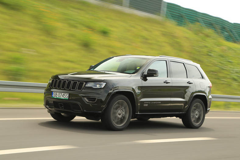 Jeep Grand Cherokee 75th Anniversary Wojownik pod