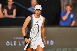 Iga Świątek nie dała Rosjance szans. W 2. secie wygrała 18 punktów z rzędu!