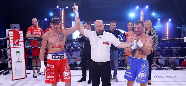 Bokserzy kontra zawodnicy MMA na gali w Radomiu. Runowski pokonał Rutkowskiego