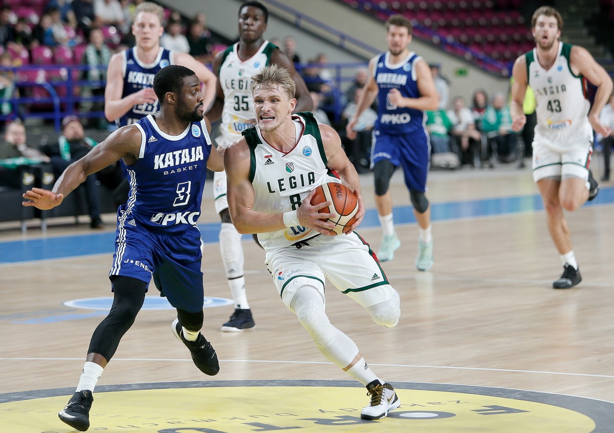 Puchar Europy FIBA. Legia pokonał Kataję 86:55