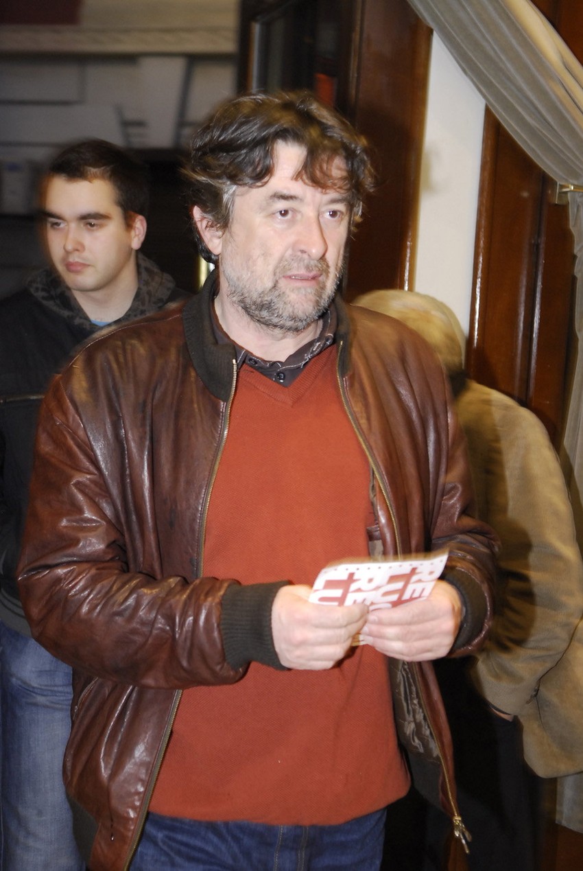 Milan Karadžić reditelj predstave "Majstori, majstori"