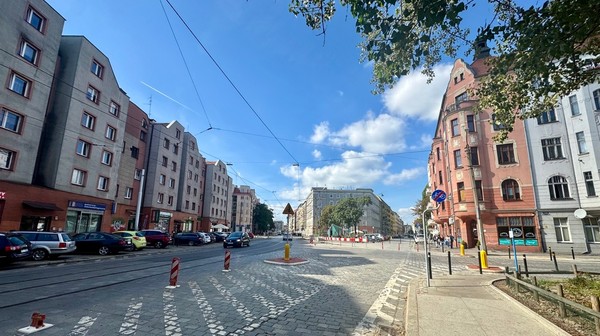 Przy ul. Kościuszki będzie więcej zieleni i powróci na nią tramwaj