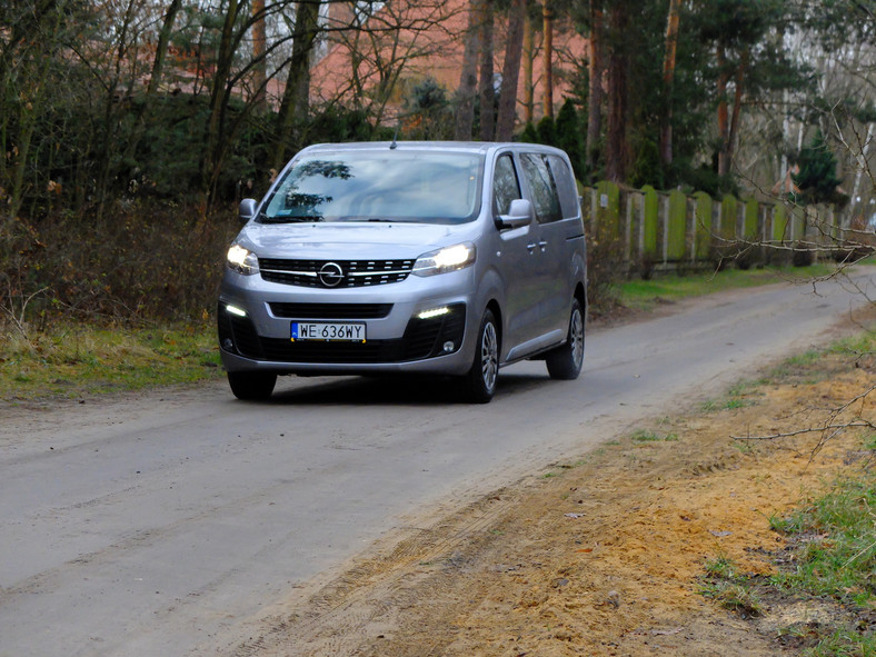 Opel Vivaro Furgon Flex 2.0/122 KM