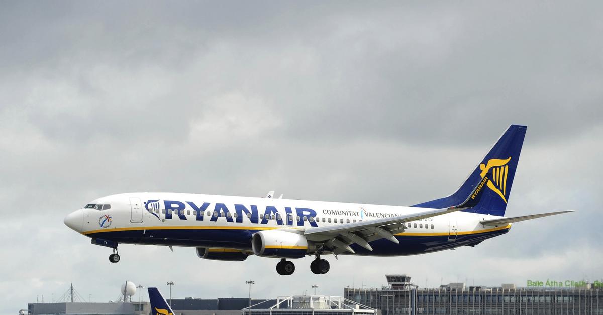 Ryanair otworzył bazę na lotnisku Kraków-Balice - Forsal.pl