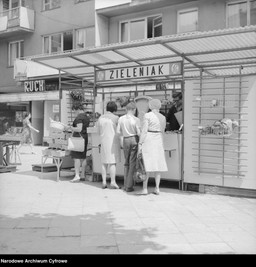 QUIZ. Życie codzienne czasów PRL. Pamiętasz? Uważaj na ostatnie pytanie