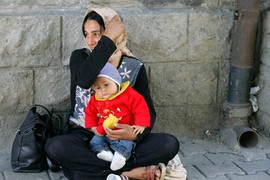 "Prosila sam, TUKLI SU ME, a onda je tata od starijeg čoveka UZEO PARE ZA PROBNI BRAK": ISPOVEST Romkinje iz Crne Gore koju je OTAC NA SILU UDAO sa 14 godina