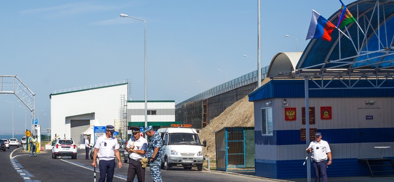 Niespodziewany krok Rosjan przy Moście Krymskim. Kolejka samochodów na 13 km