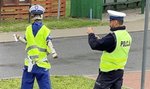 Reszki miały swojego "policjanta" przebierańca. Potem przejechali prawdziwi mundurowi i...