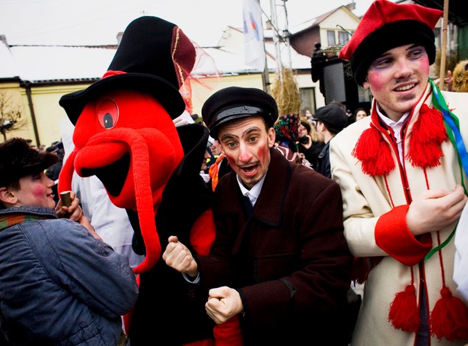 'Ścinanie śmierci', to plenerowe widowisko ludowe z okazji zakonczenia karnawalu i rozpoczecia Wielkiego Postu, Jedlińsk, okolice Radomia