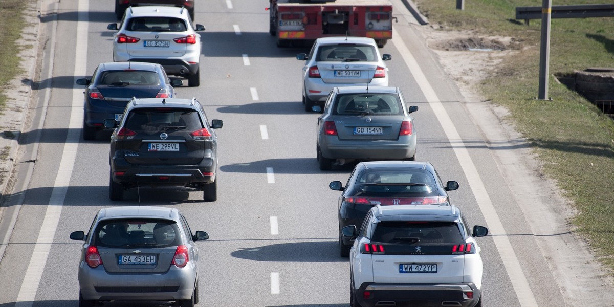 Zmiany wprowadza nowela kodeksu wykroczeń, której kilka przepisów wchodzi w życie 1 maja. Między innymi ten o wydłużeniu terminu. 