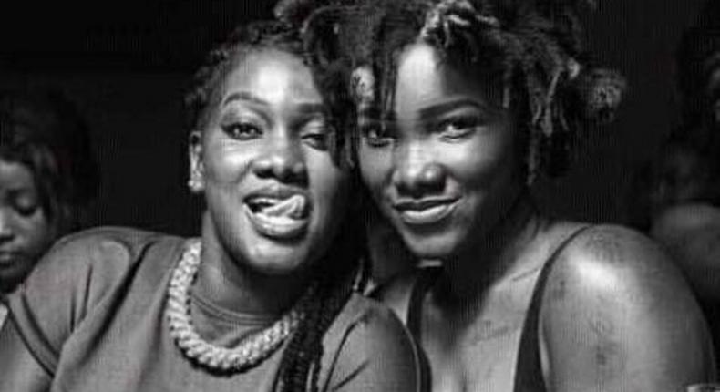 Late Ebony Reigns and Sister