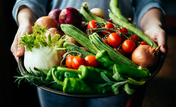 Po ile warzywa i owoce na rynku w Broniszach? Rekordowe CENY ziemniaków