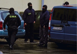 Na skróty przez paragrafy, czyli problemy resortu sprawiedliwości z przetargami