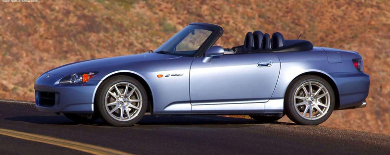 Mazda MX-5 NC
(2005-14)
- konkurenci