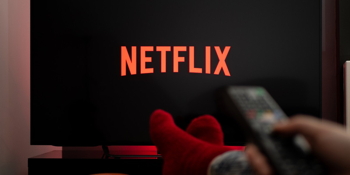 Netflix zamierza wprowadzić dodatkową opłatę za udostępnienie hasła znajomym.