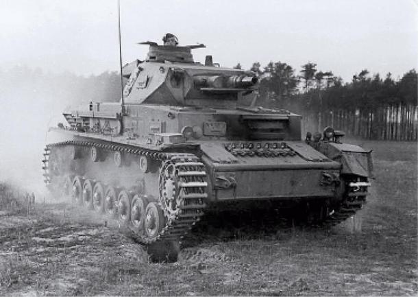 Niemiecki czołg Panzer IV. W 1939 r. był najcięższym pojazdem pancernym w siłach zbrojnych III Rzeszy