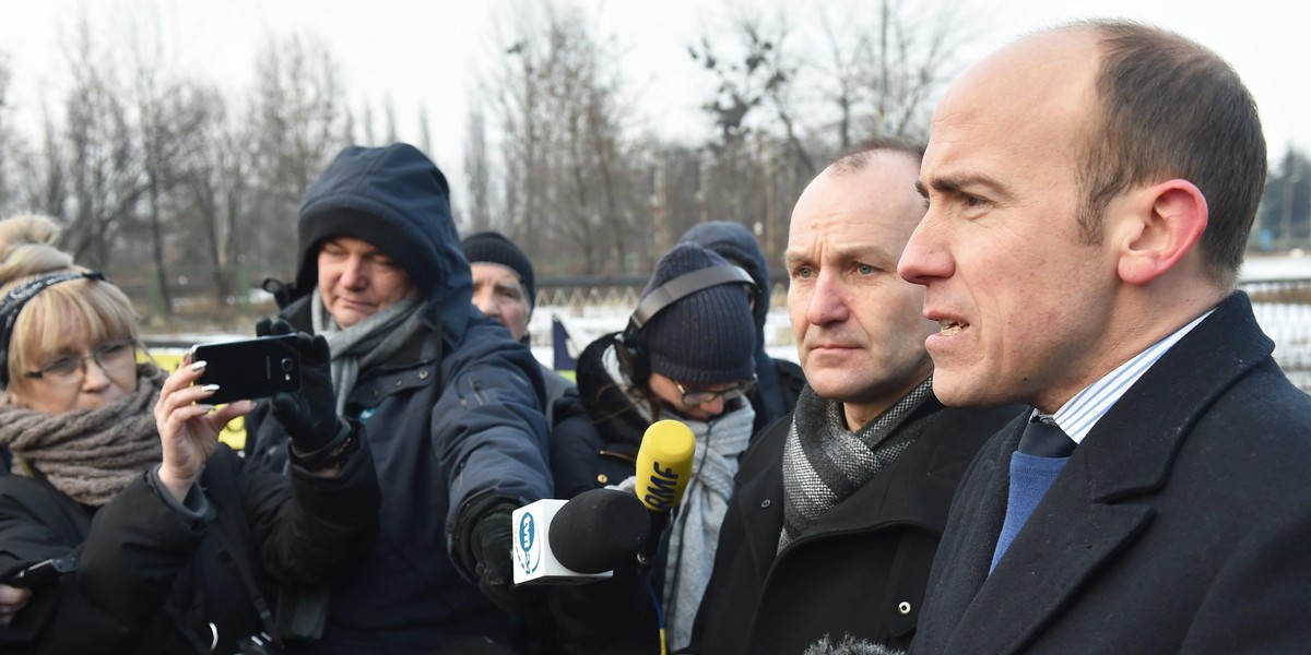 Borys Budka o wypadku Beaty Szydło. Kierowca seicento się nie przyznał