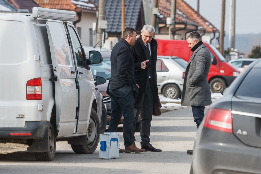 Istražitelji na mestu zločina u Velkoj Mači