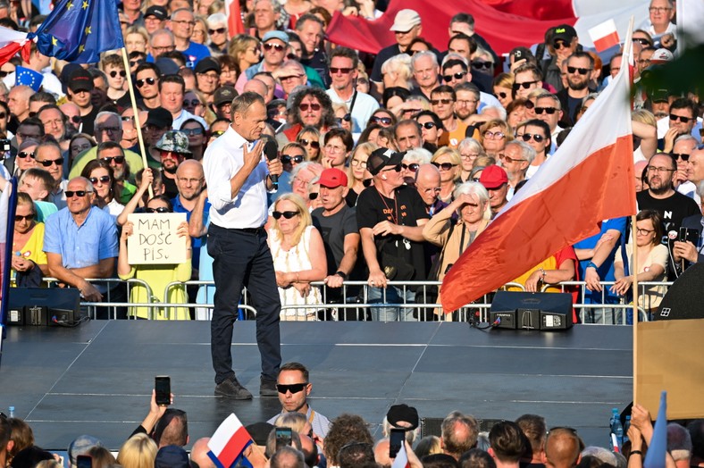 Donald Tusk na wiecu w Poznaniu