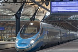 Dworzec Wrocław Główny pendolino pociąg stacja