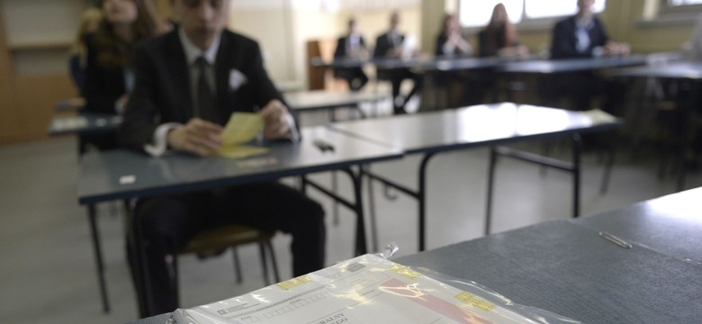 Polonistka na ostatnim roku studiów zdaje maturę z polskiego. I dostaje... 48 proc. Jak to możliwe?