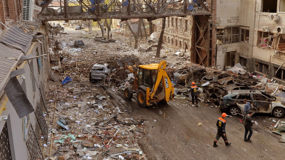 Zniszczenia w Charkowie, zdjęcie z 16 kwietnia 2022 r.