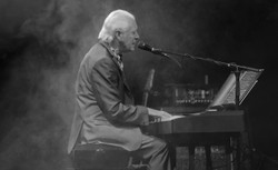 Nie żyje Gary Brooker, wokalista i lider grupy Procol Harum